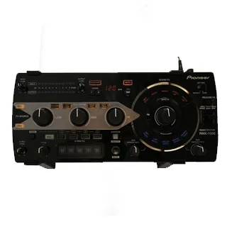 1 x Pioneer RMX-1000